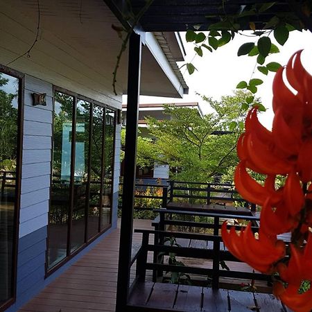 Baan Suan Hill Resort Ban Tha Khun Dış mekan fotoğraf