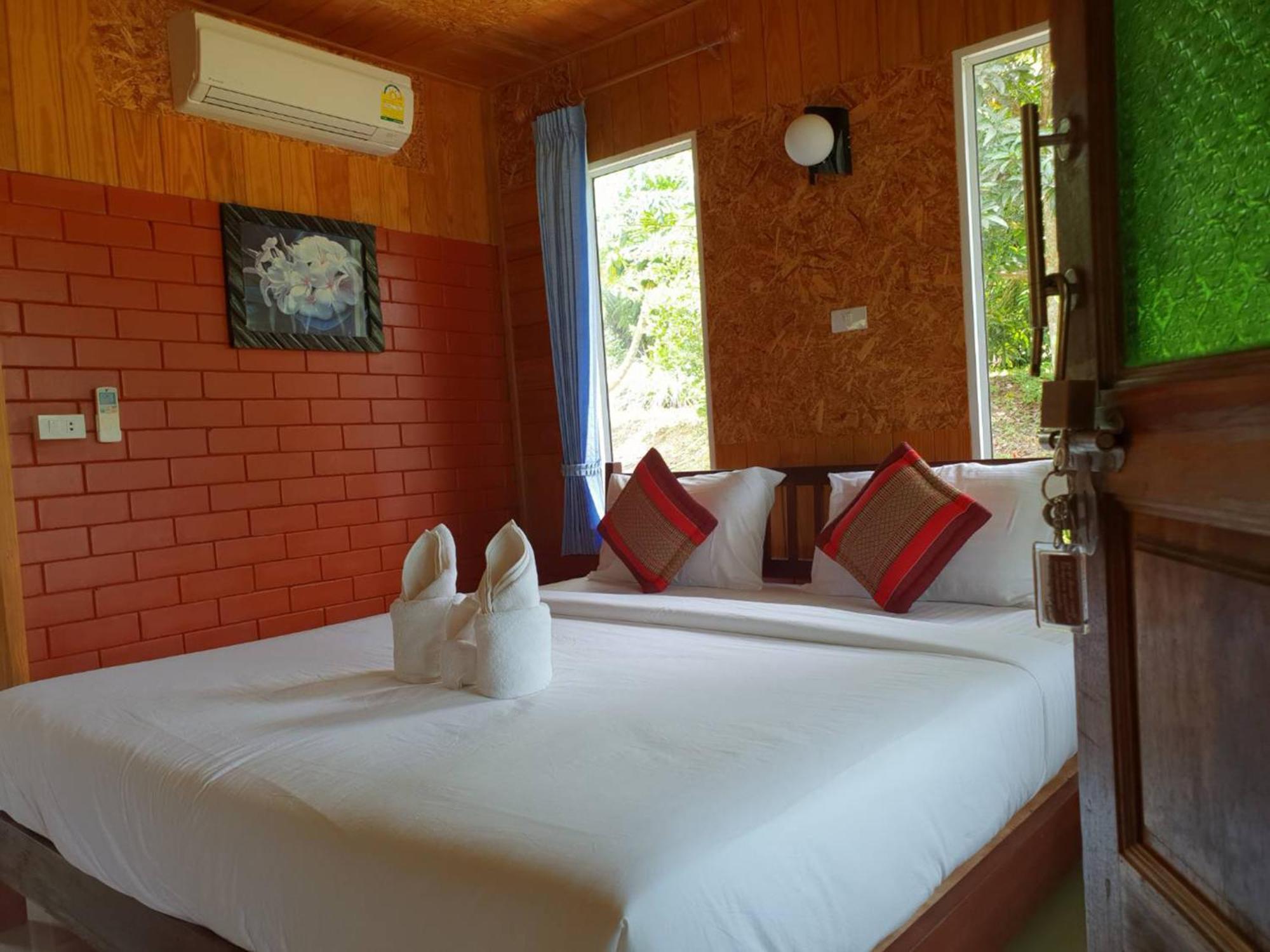 Baan Suan Hill Resort Ban Tha Khun Dış mekan fotoğraf