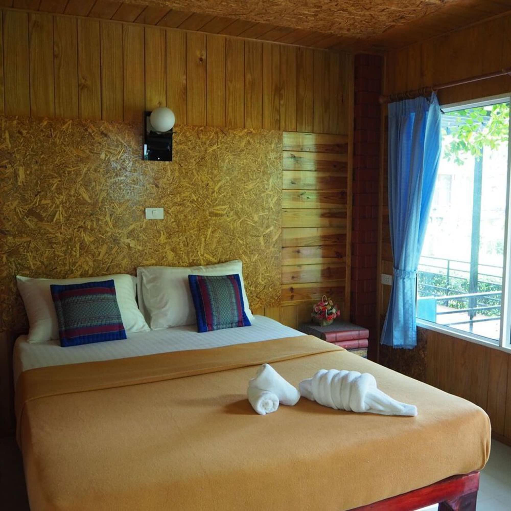 Baan Suan Hill Resort Ban Tha Khun Dış mekan fotoğraf
