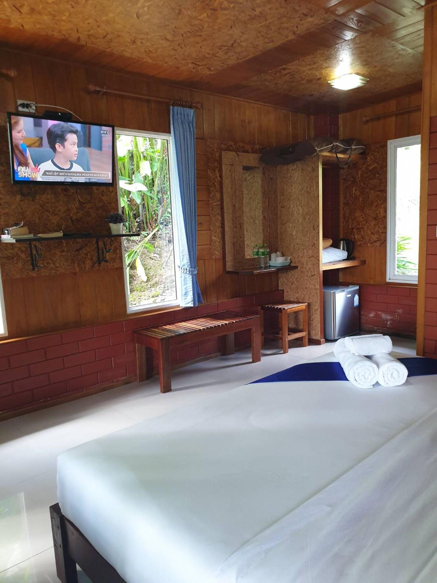 Baan Suan Hill Resort Ban Tha Khun Dış mekan fotoğraf