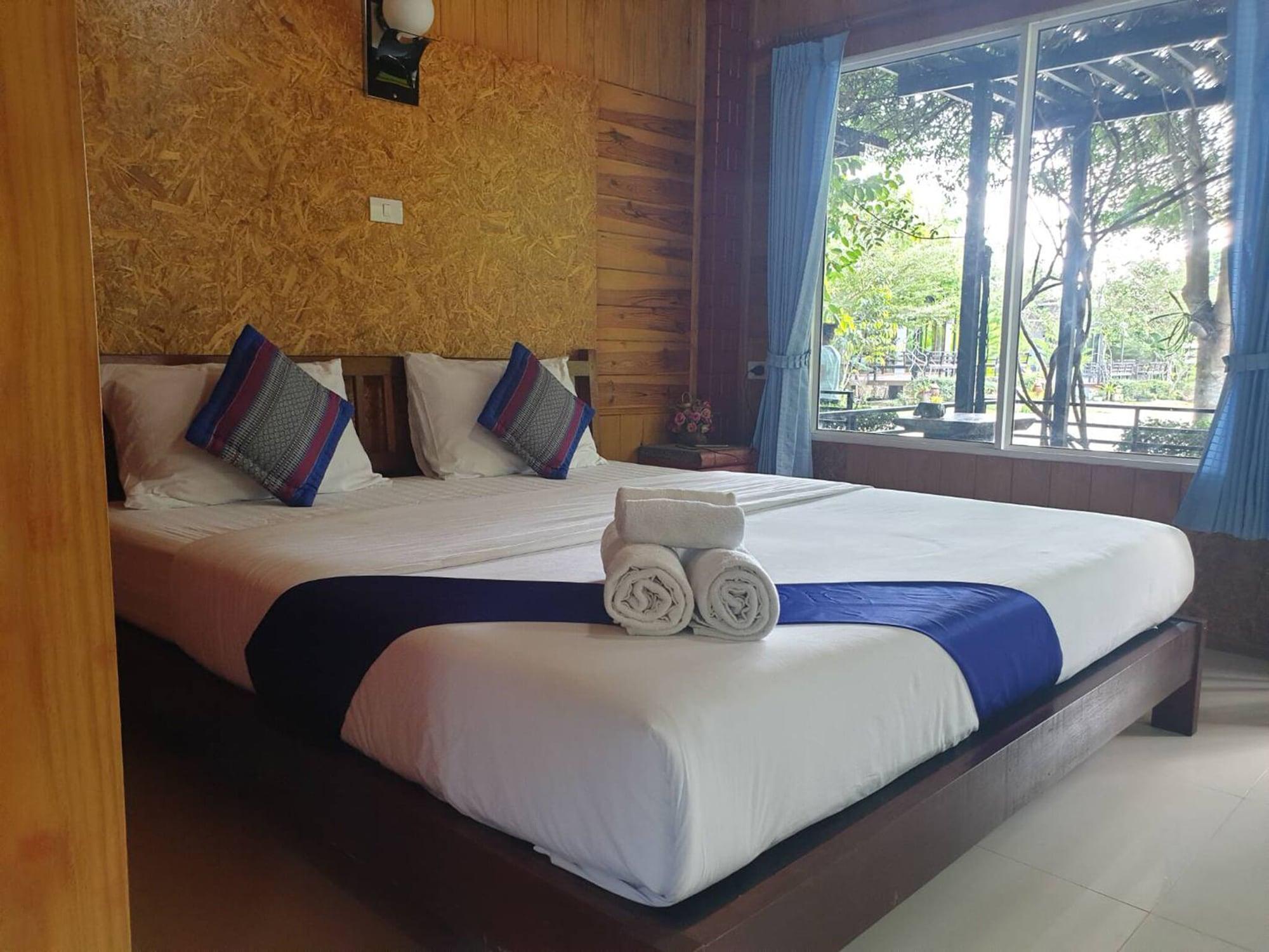 Baan Suan Hill Resort Ban Tha Khun Dış mekan fotoğraf