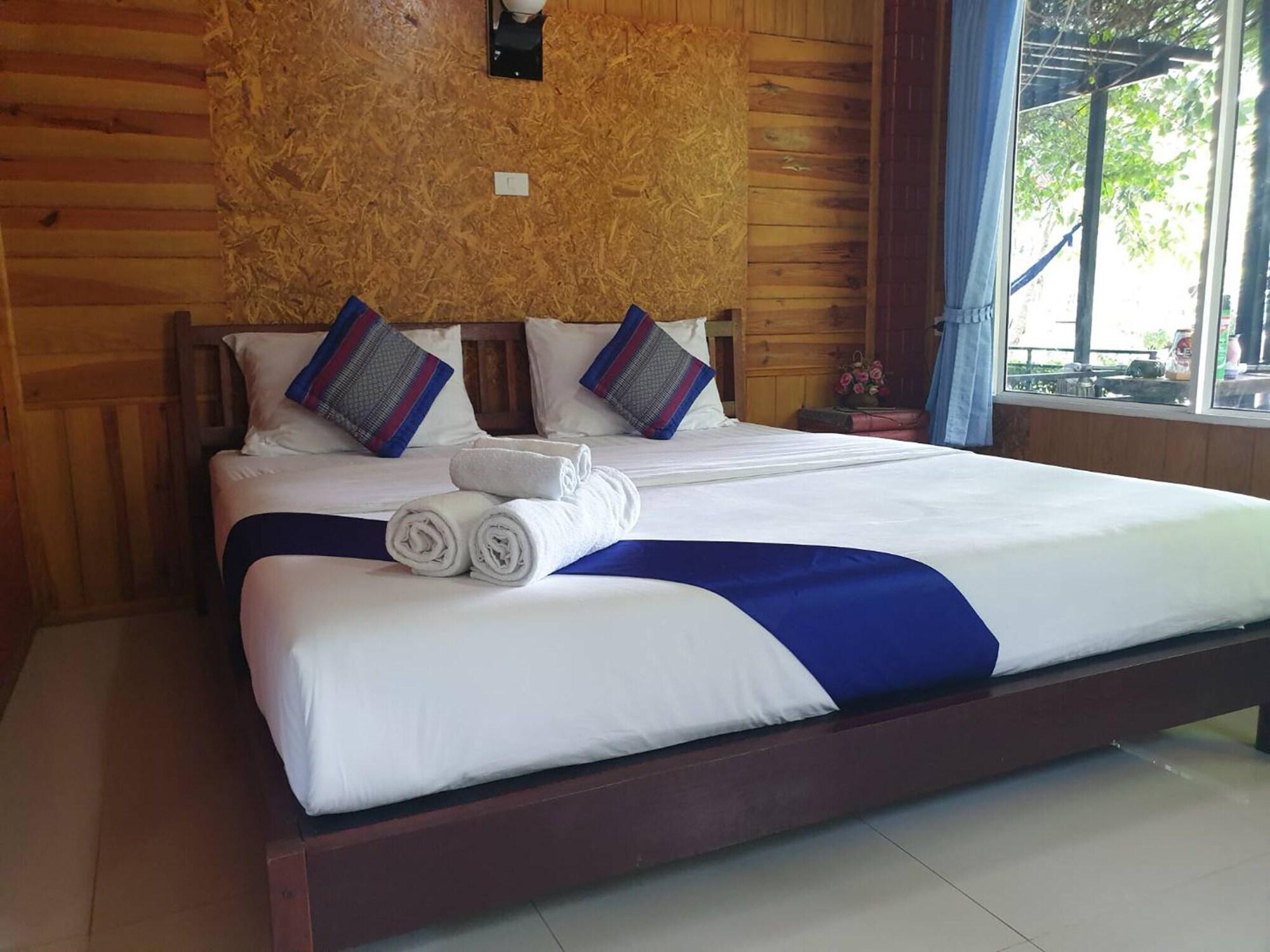 Baan Suan Hill Resort Ban Tha Khun Dış mekan fotoğraf