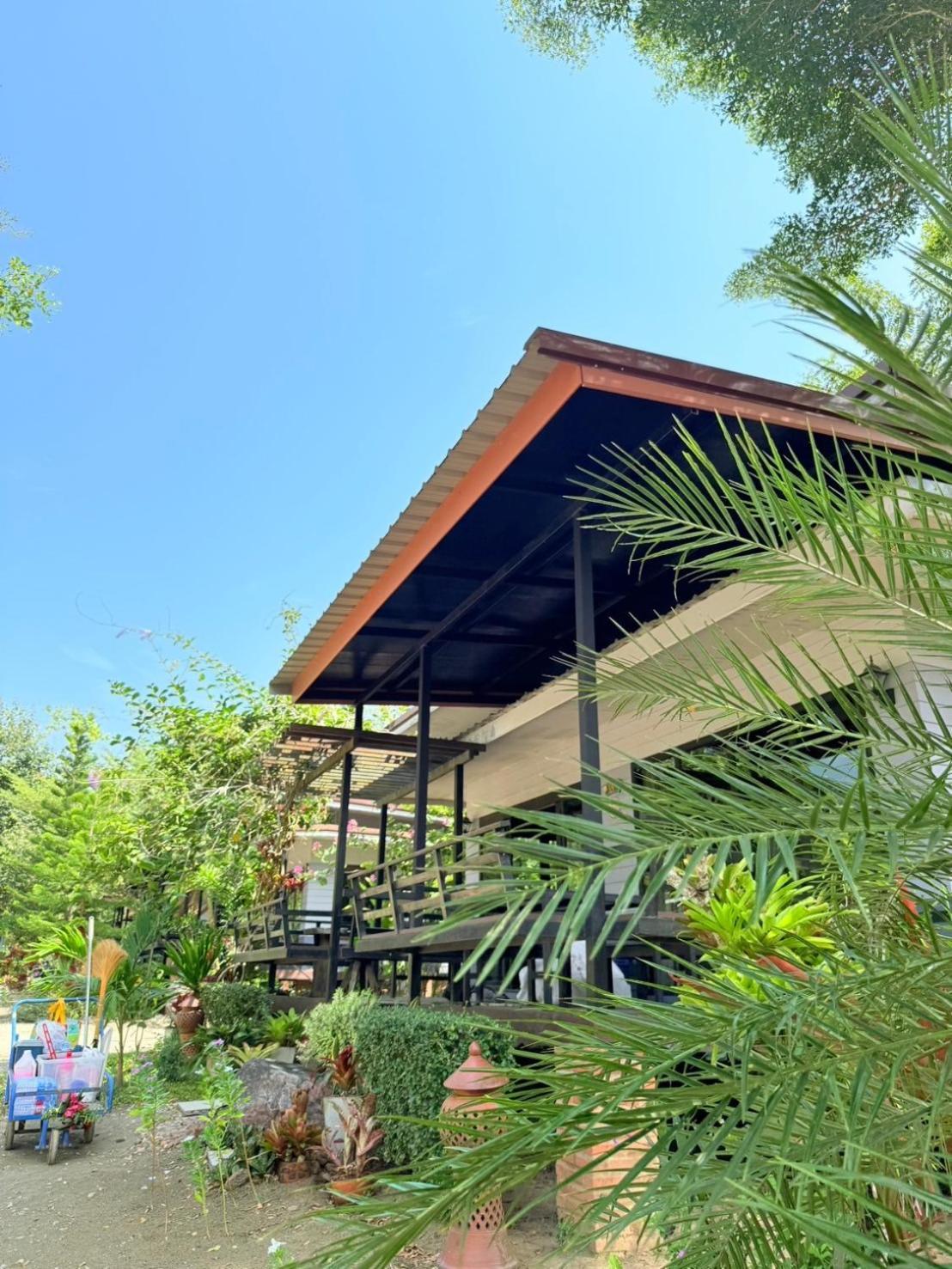 Baan Suan Hill Resort Ban Tha Khun Dış mekan fotoğraf