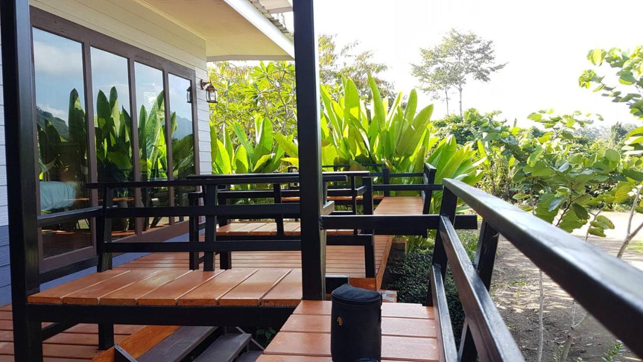 Baan Suan Hill Resort Ban Tha Khun Dış mekan fotoğraf